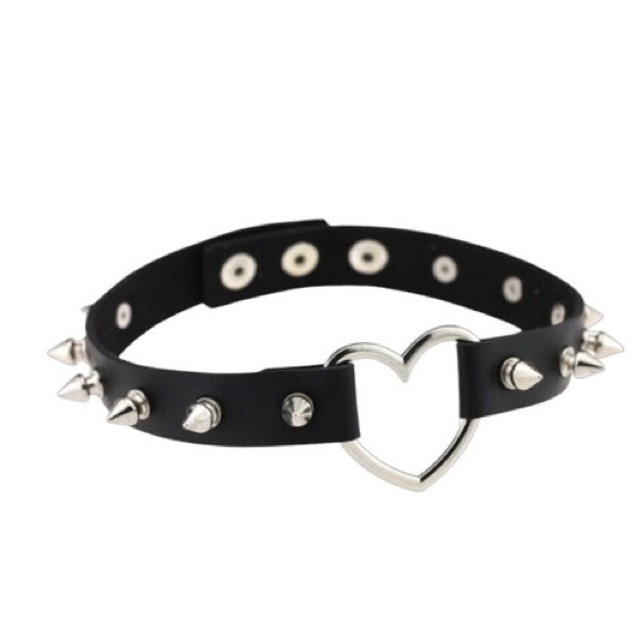 Necklace PU Leather Black Goth Punk Rock Choker Necklaces For Women - Picture 1 of 3